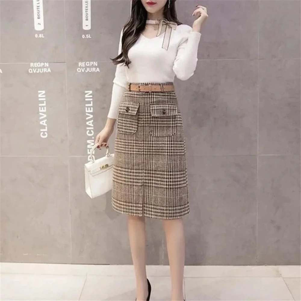 Vintage Wool Tweed Pencil Skirt - Picture 6 of 8